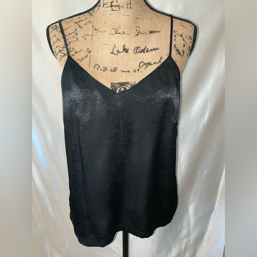Black medium silky tank